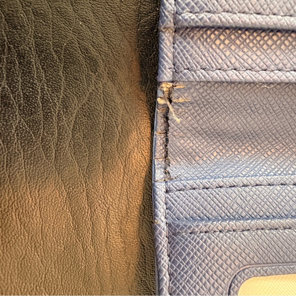 Kate Spade Blue Seahorse Wallet - Picture 9 of 13